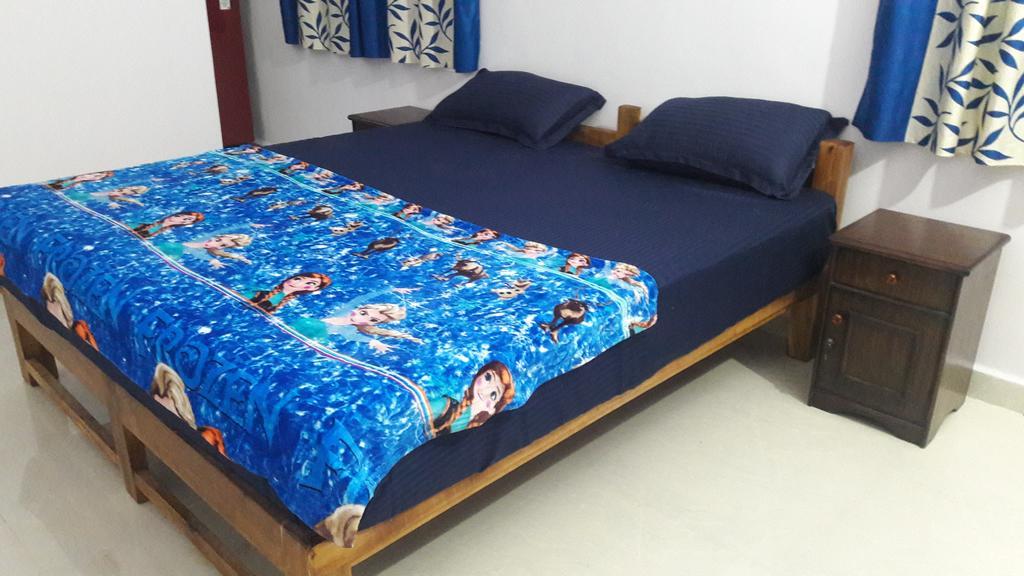 Swati Hotel Arambol Room photo