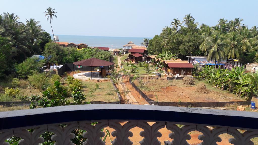 Swati Hotel Arambol Exterior photo