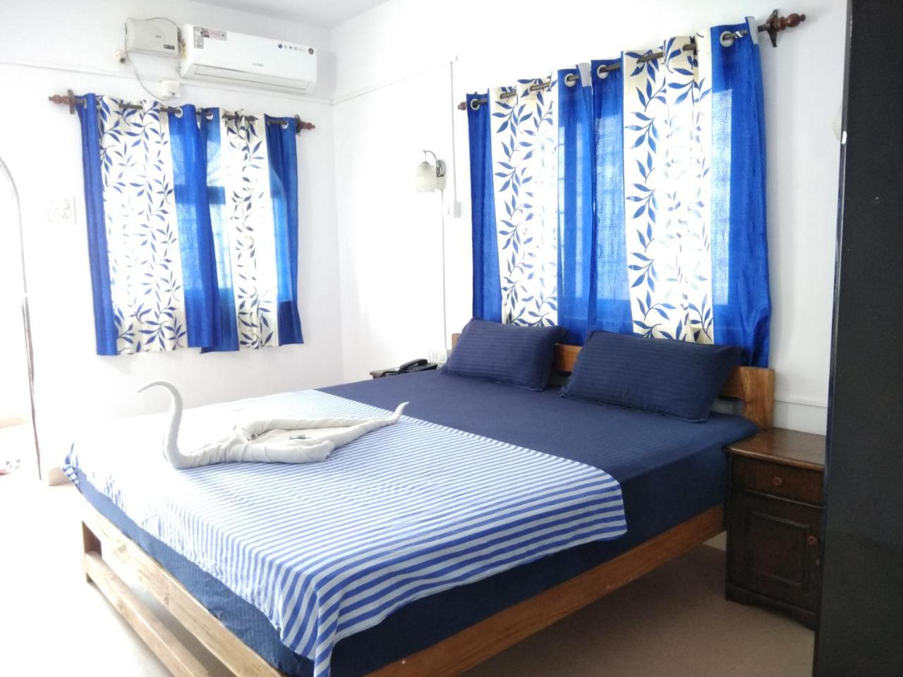 Swati Hotel Arambol Exterior photo