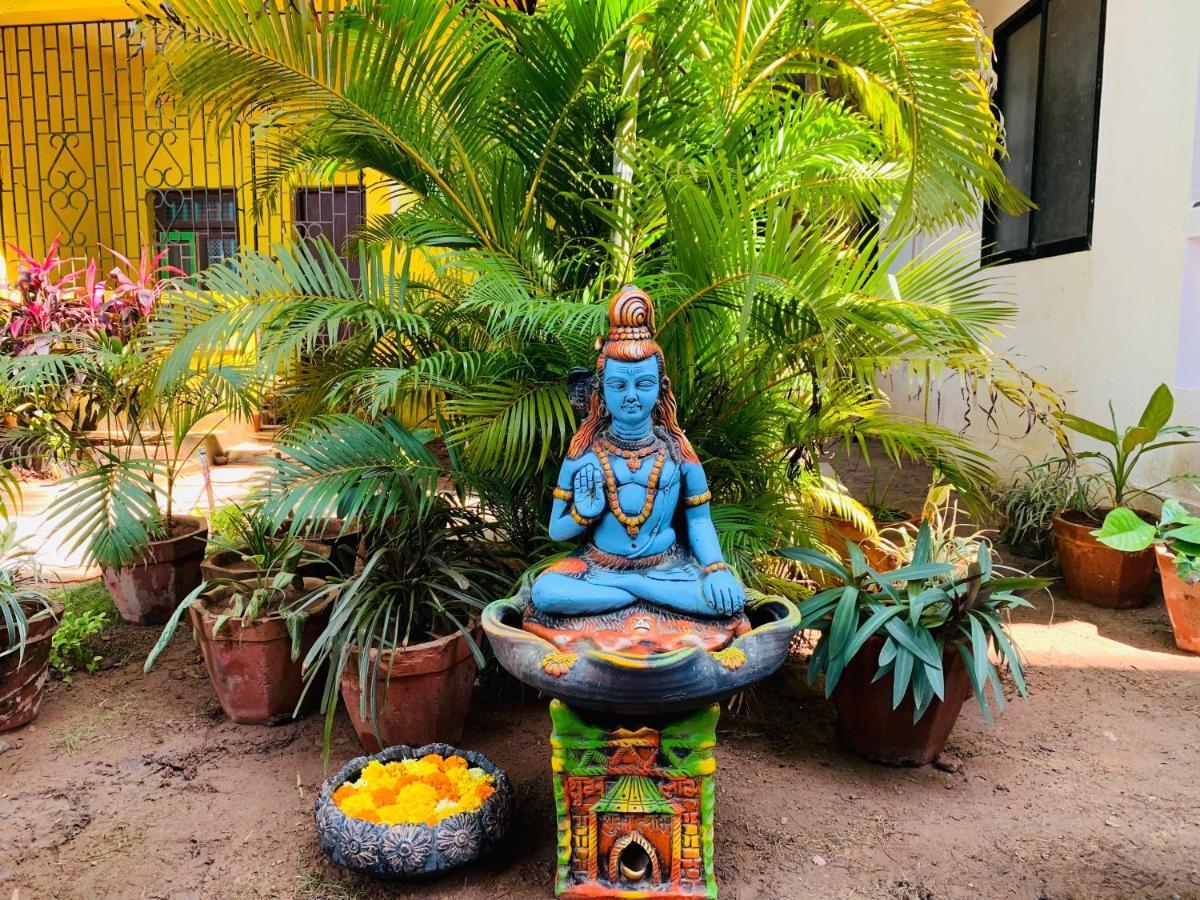 Swati Hotel Arambol Exterior photo